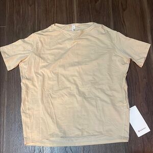 Lululemon Short Sleeve Tee
